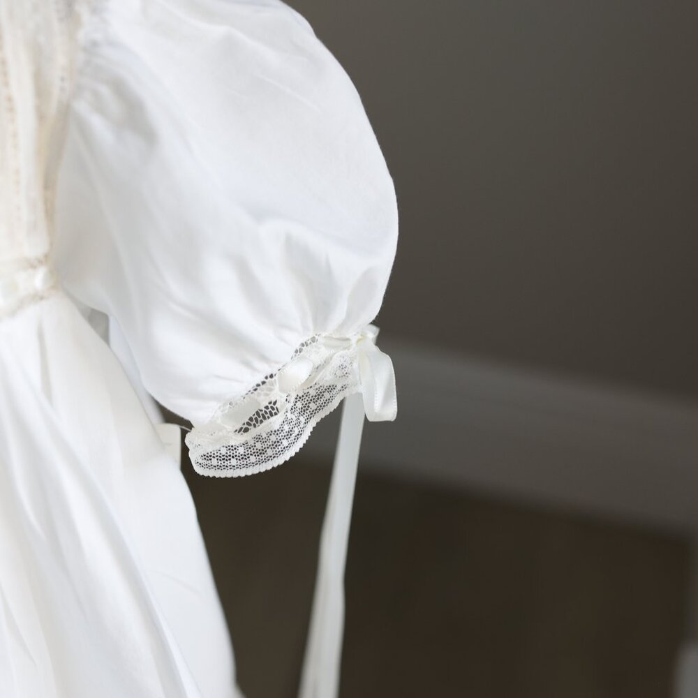 White Heirloom Dress Ivory Vintage Lace Flower Girl Special Occasion LIKE NEW - Picture 4 of 8